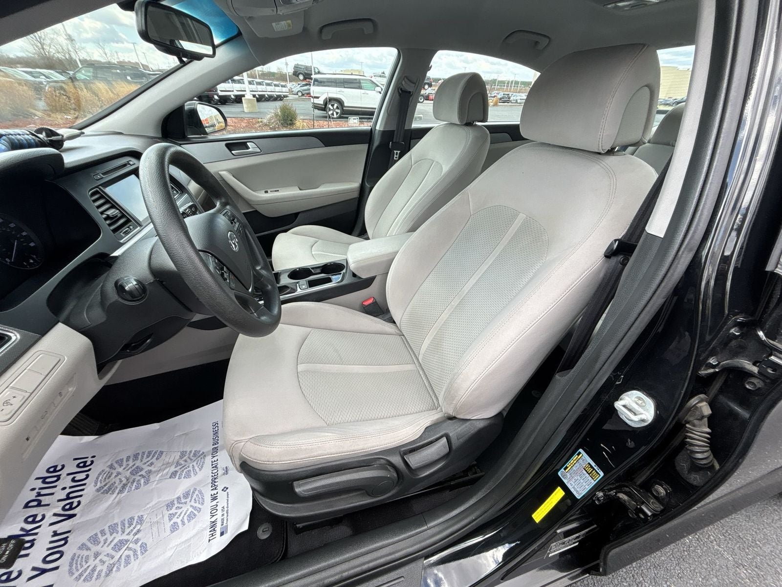 2017 Hyundai SONATA SE