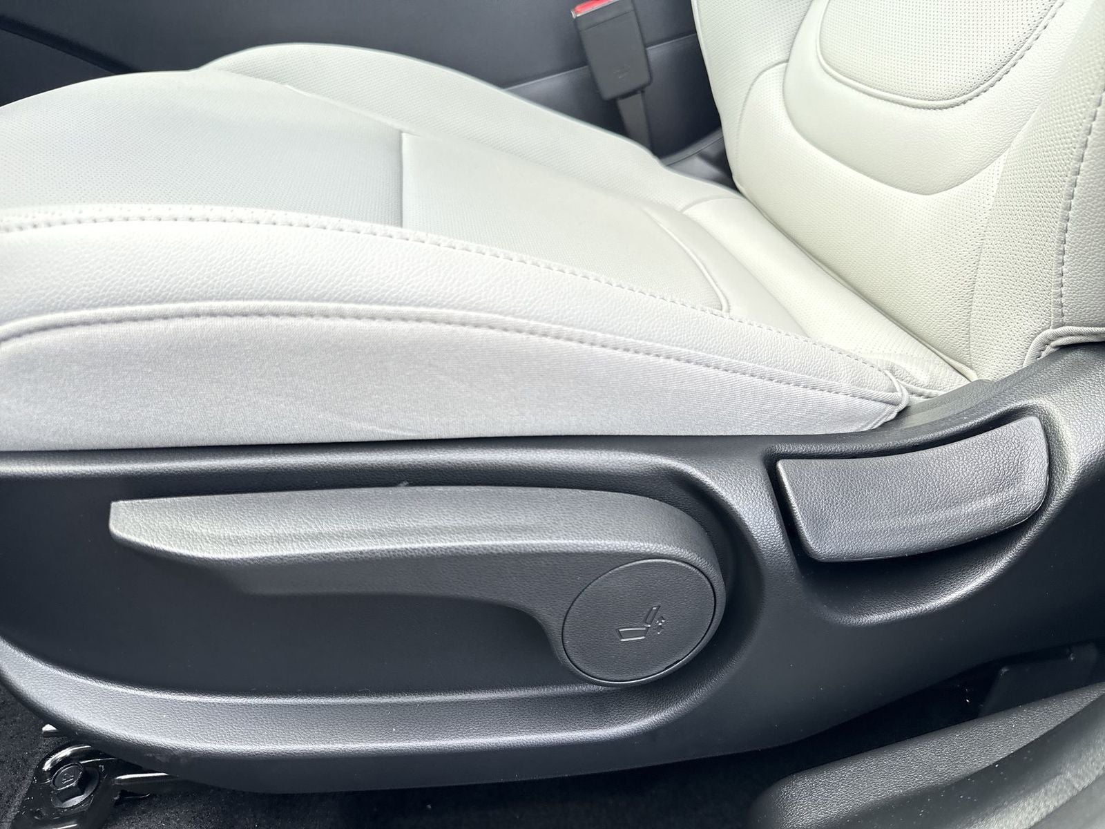 2027 Hyundai SANTA CRUZ SE