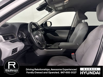 2023 Toyota Highlander LE