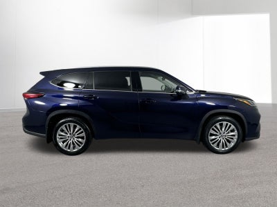 2023 Toyota Highlander Platinum