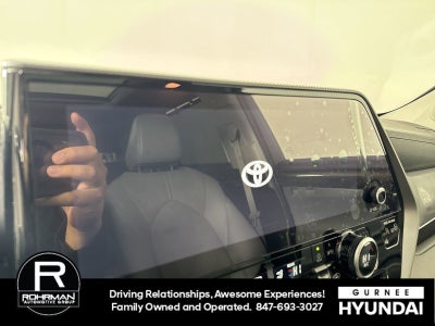 2023 Toyota Highlander Platinum