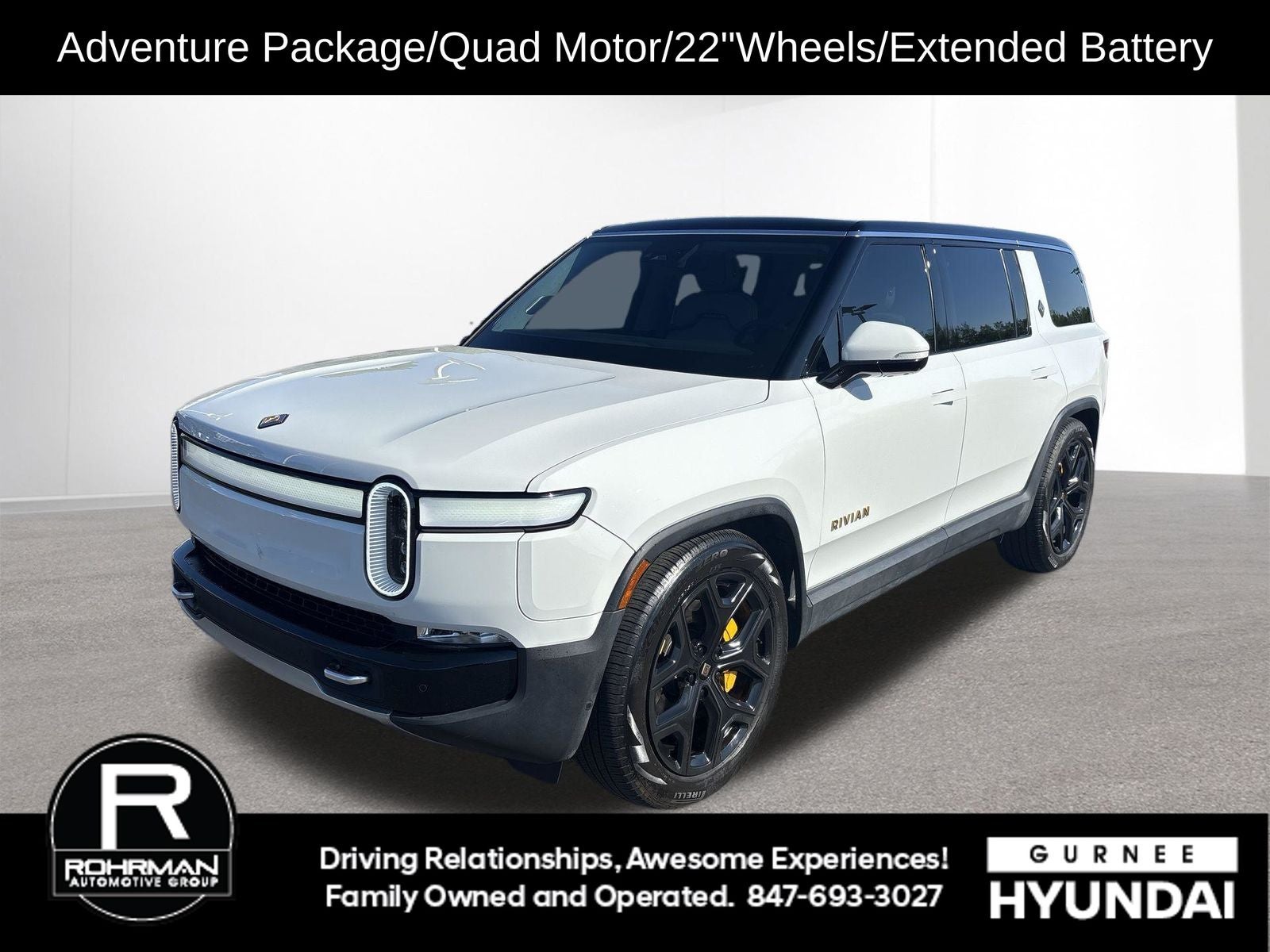 2023 Rivian R1S's photo