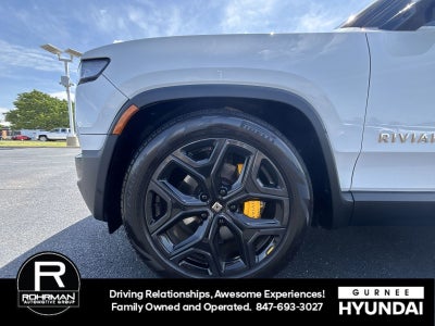 2023 Rivian R1S Adventure