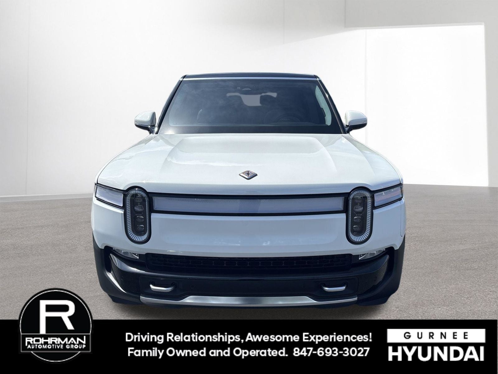 2023 Rivian R1S Adventure