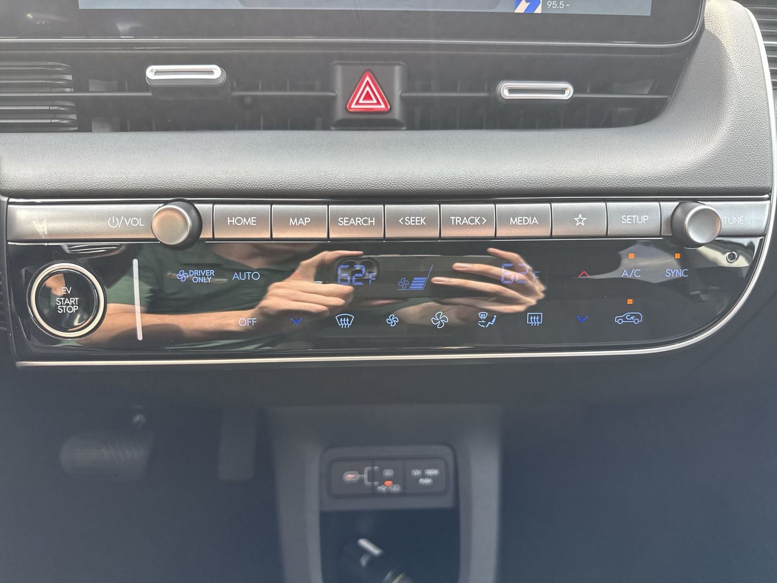 2026 Hyundai IONIQ 5 SE