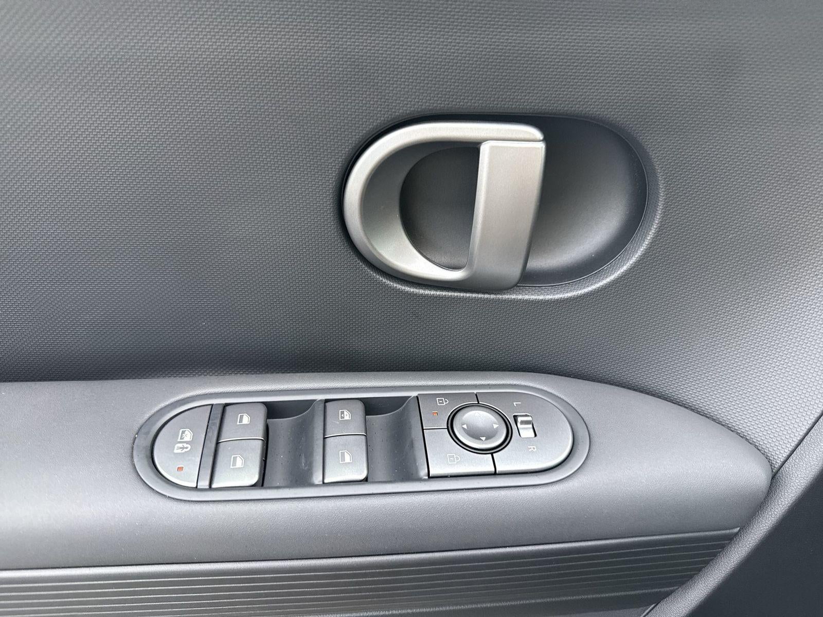 2026 Hyundai IONIQ 5 SE