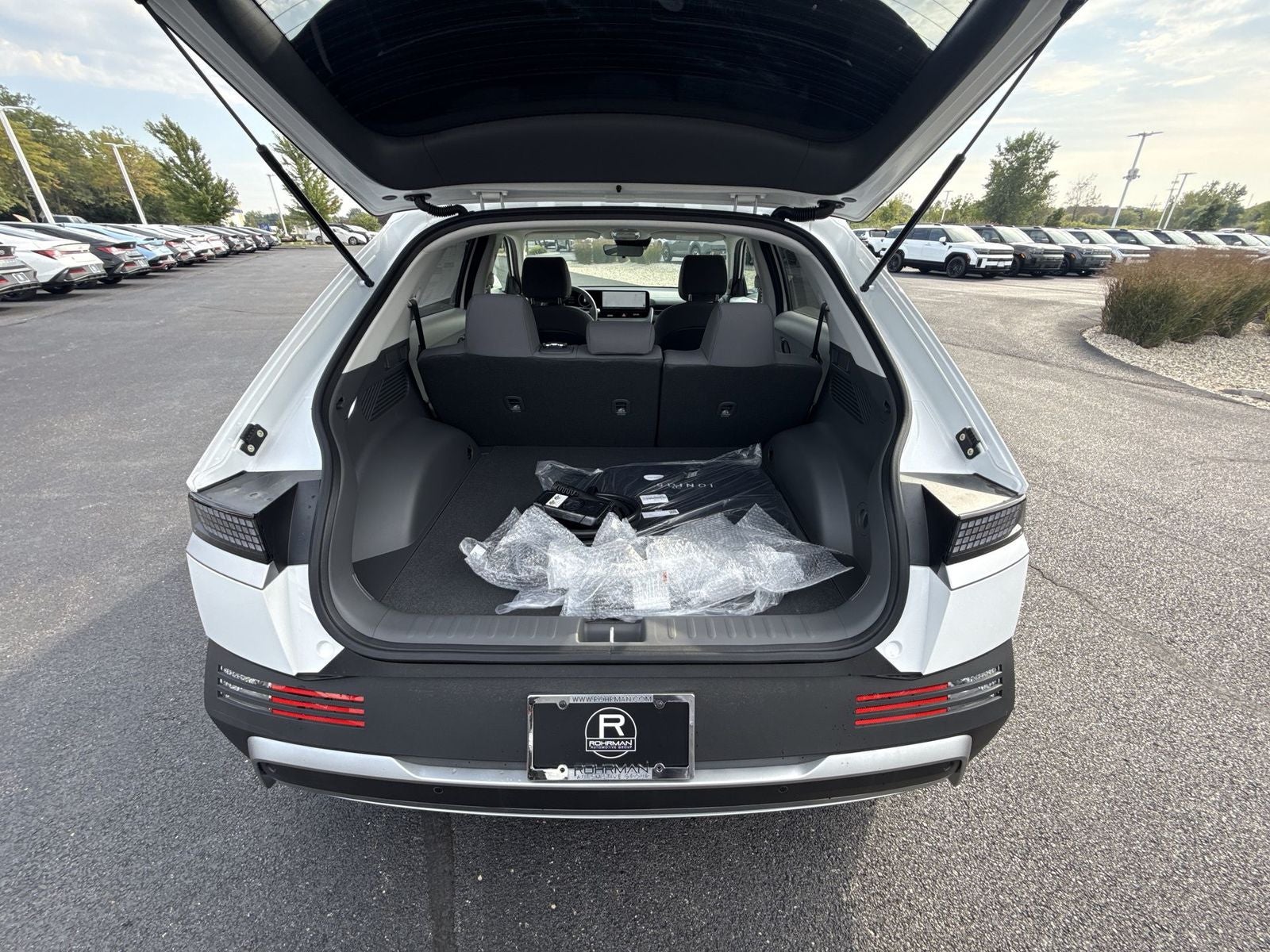 2026 Hyundai IONIQ 5 SE