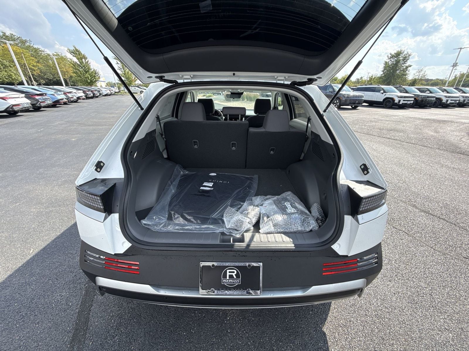 2026 Hyundai IONIQ 5 SE