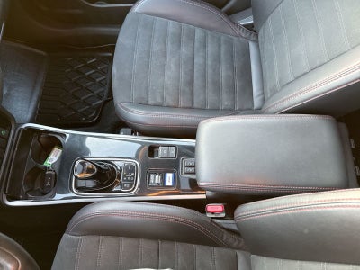 2022 Mitsubishi Outlander PHEV LE