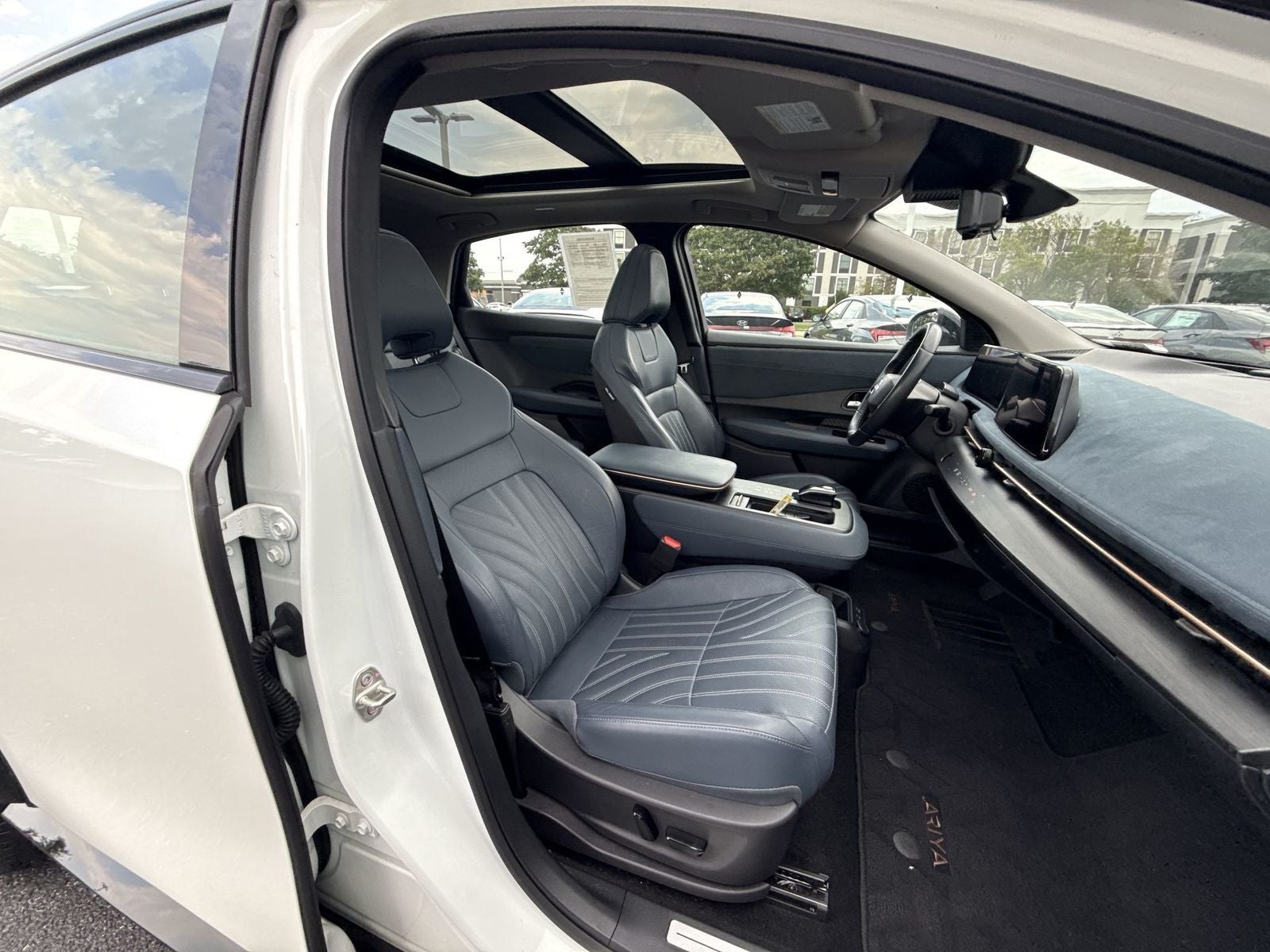 2023 Nissan Ariya PLATINUM+ e-4ORCE