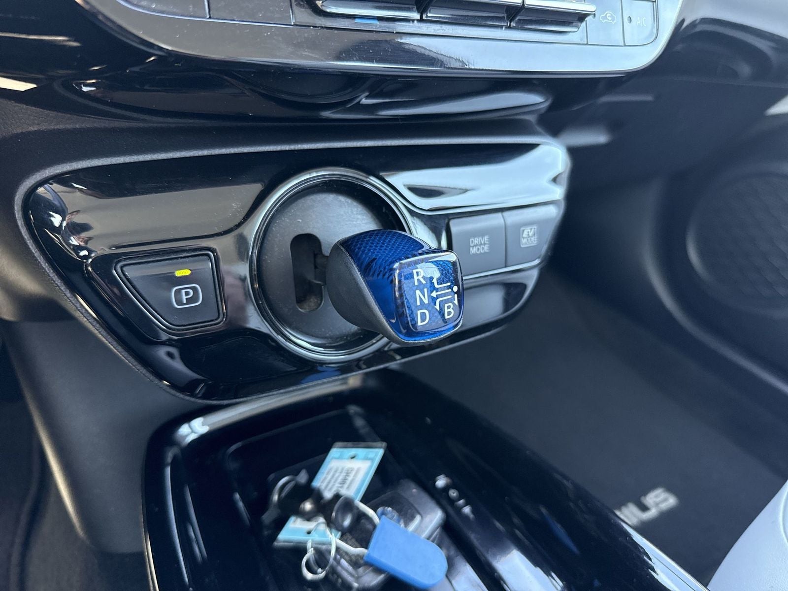 2019 Toyota Prius XLE AWD-e