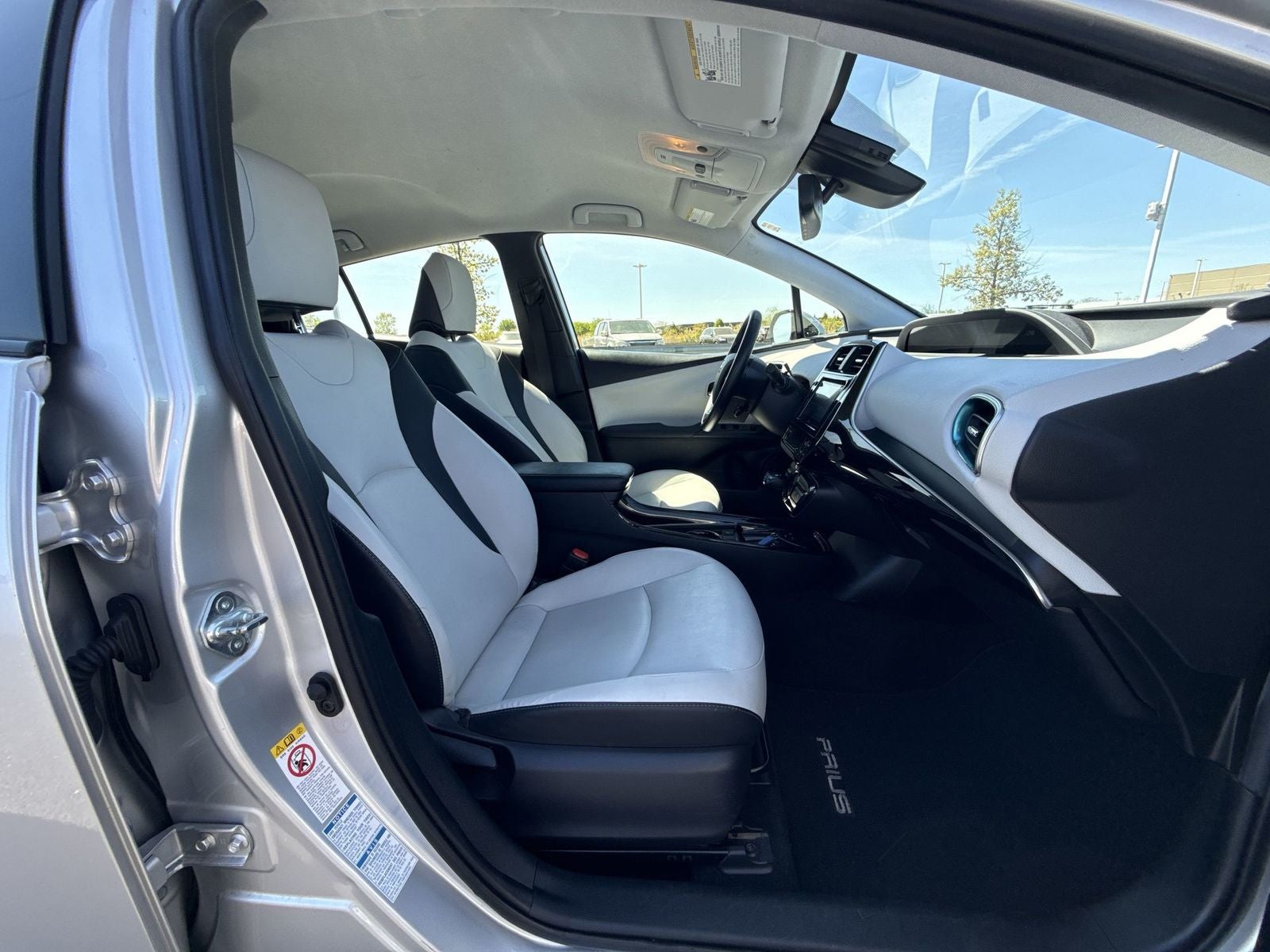 2019 Toyota Prius XLE AWD-e