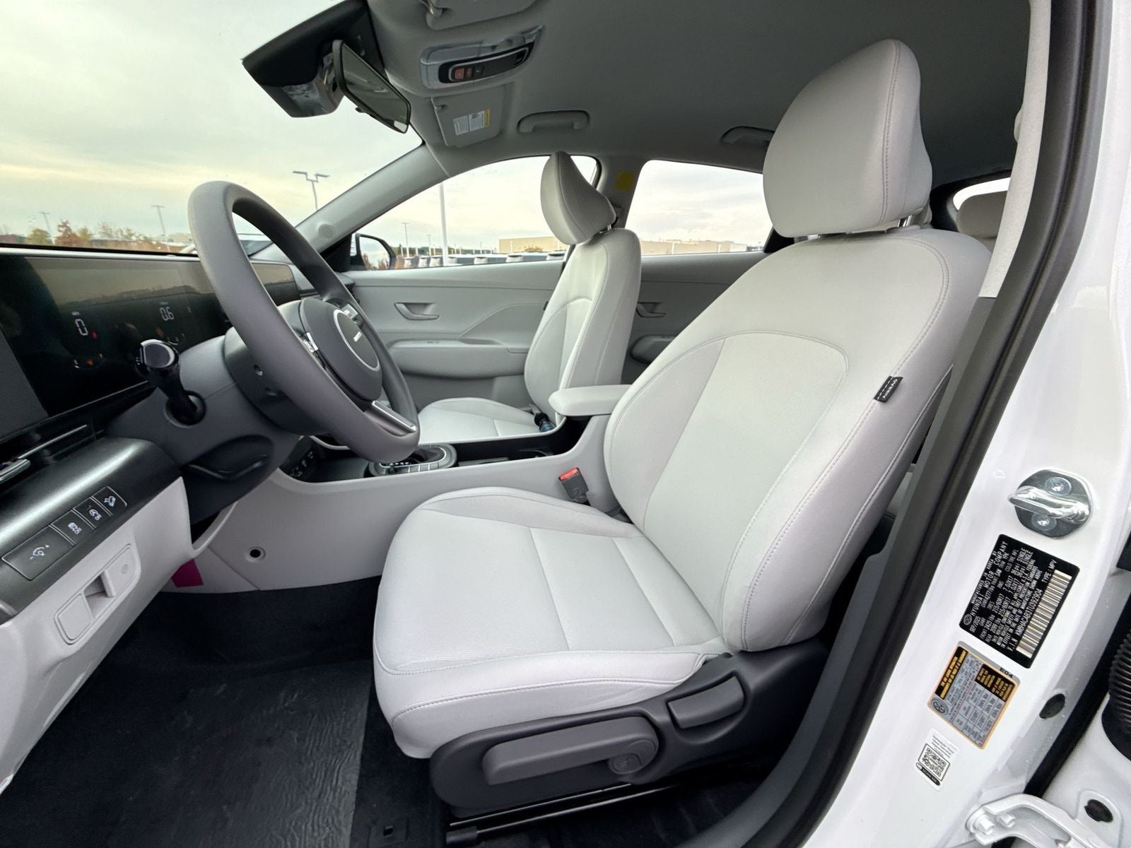 2026 Hyundai KONA SE