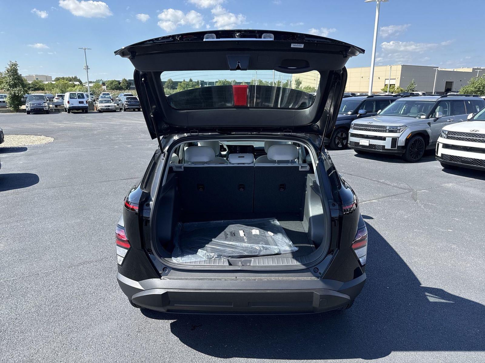 2027 Hyundai KONA SE