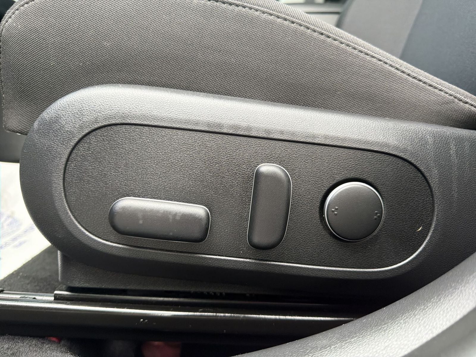 2024 Hyundai KONA SEL Convenience