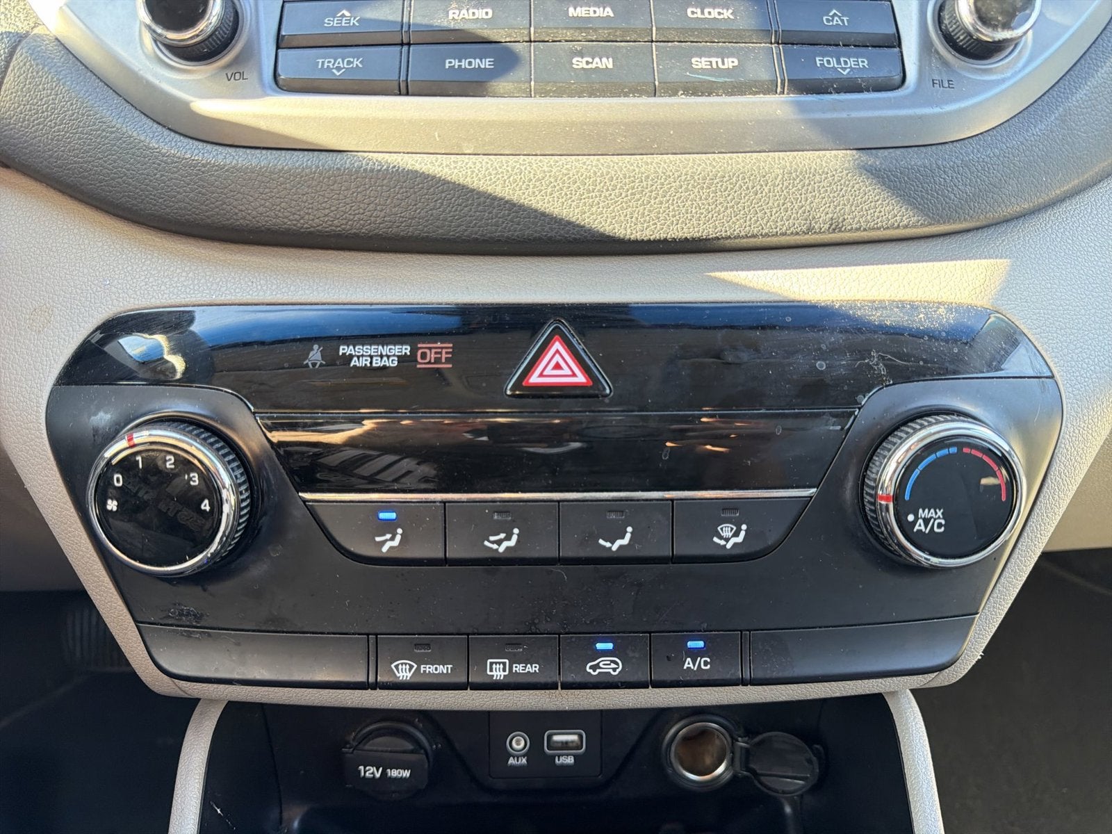 2016 Hyundai TUCSON SE