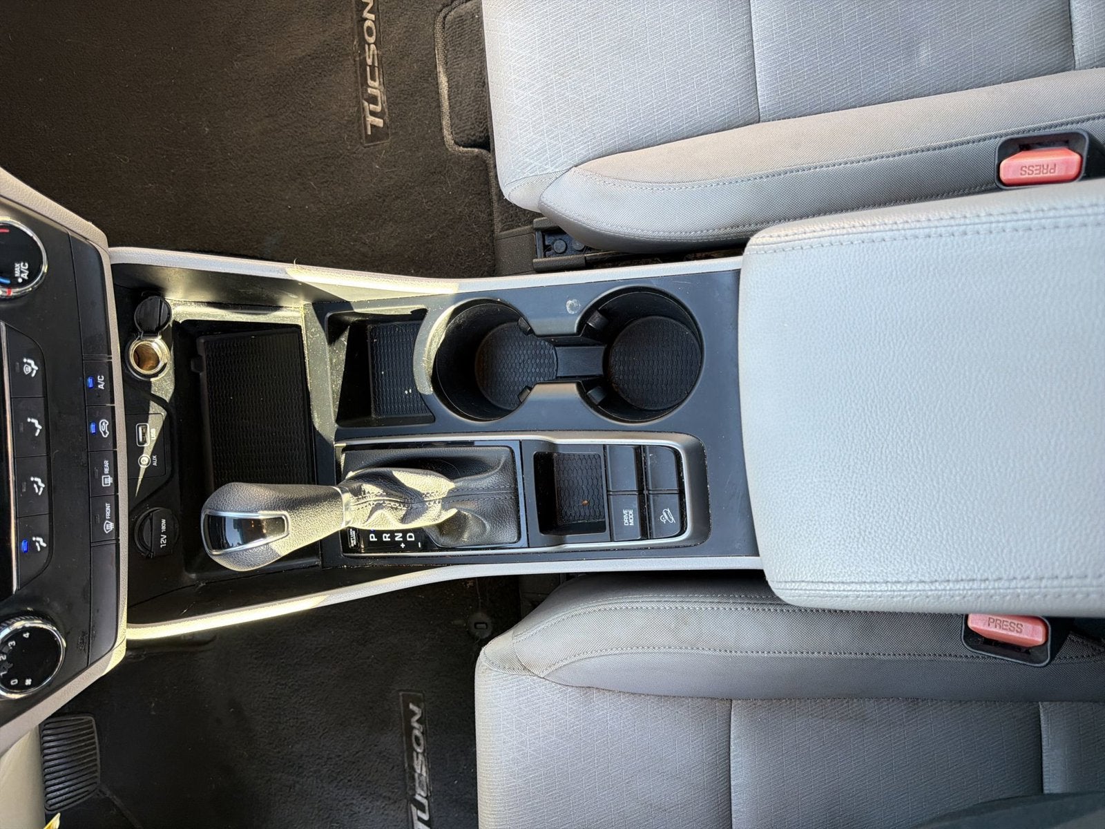 2016 Hyundai TUCSON SE