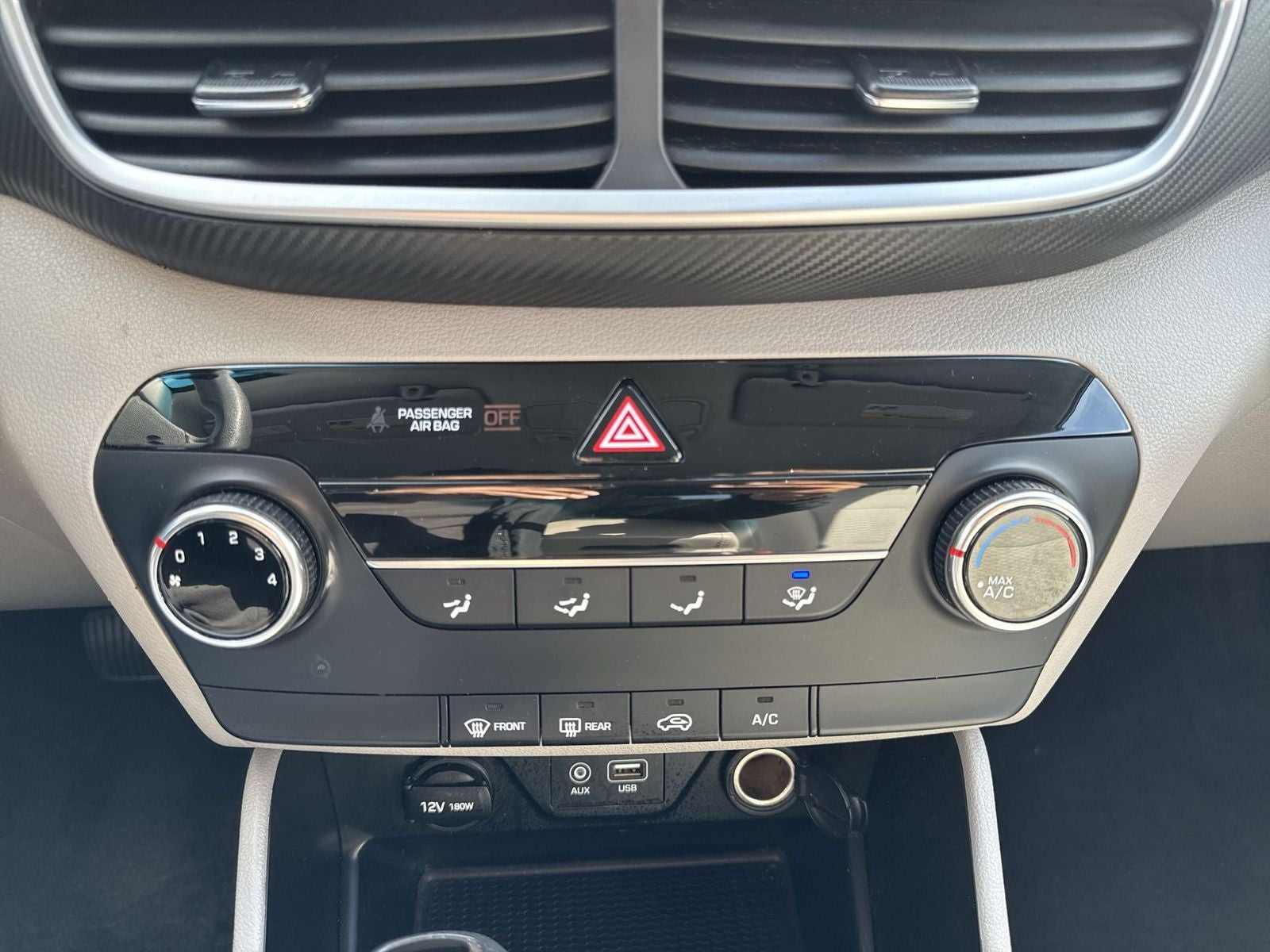 2020 Hyundai TUCSON SE