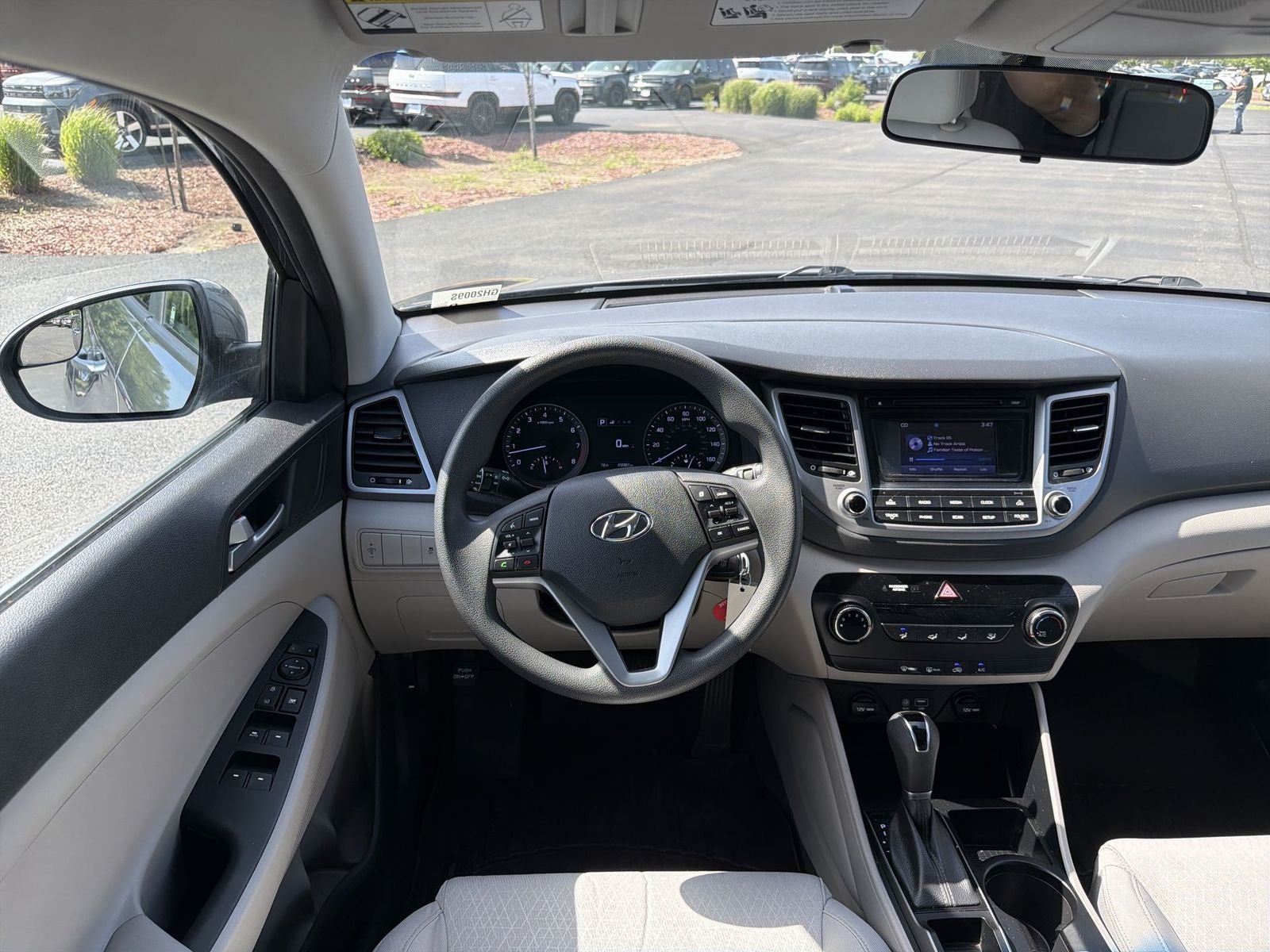 2017 Hyundai TUCSON SE