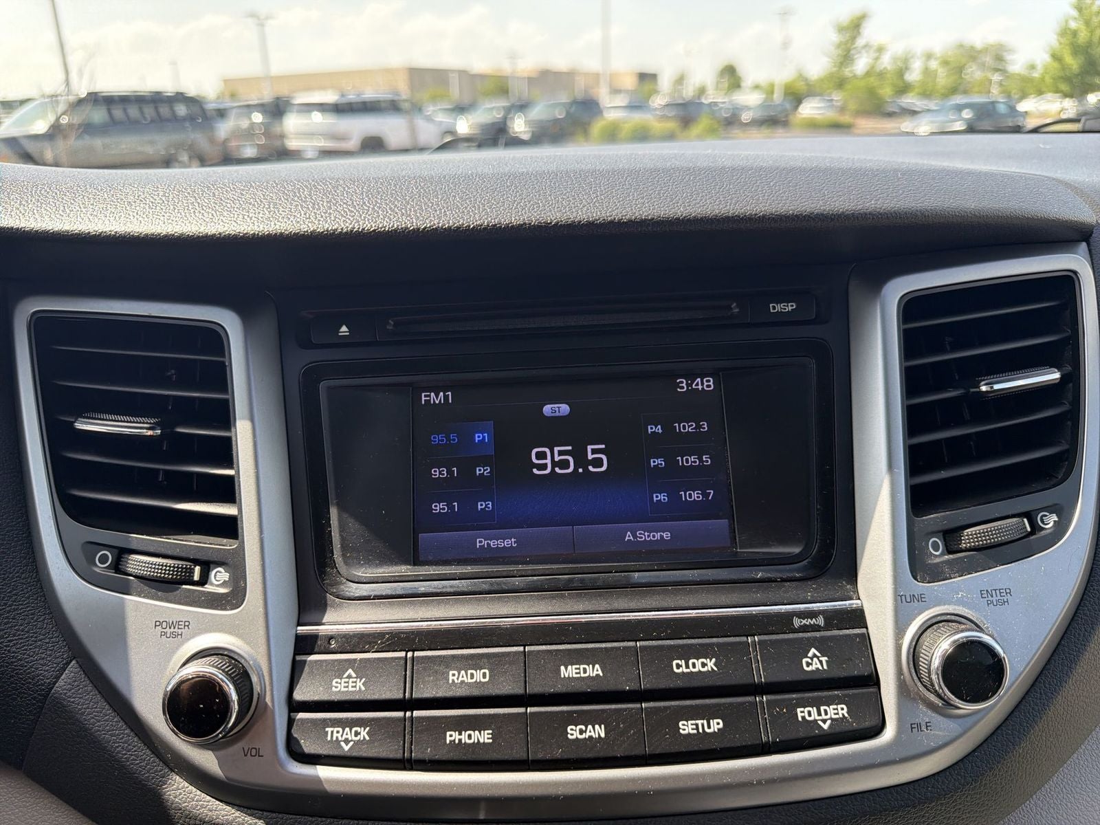 2017 Hyundai TUCSON SE