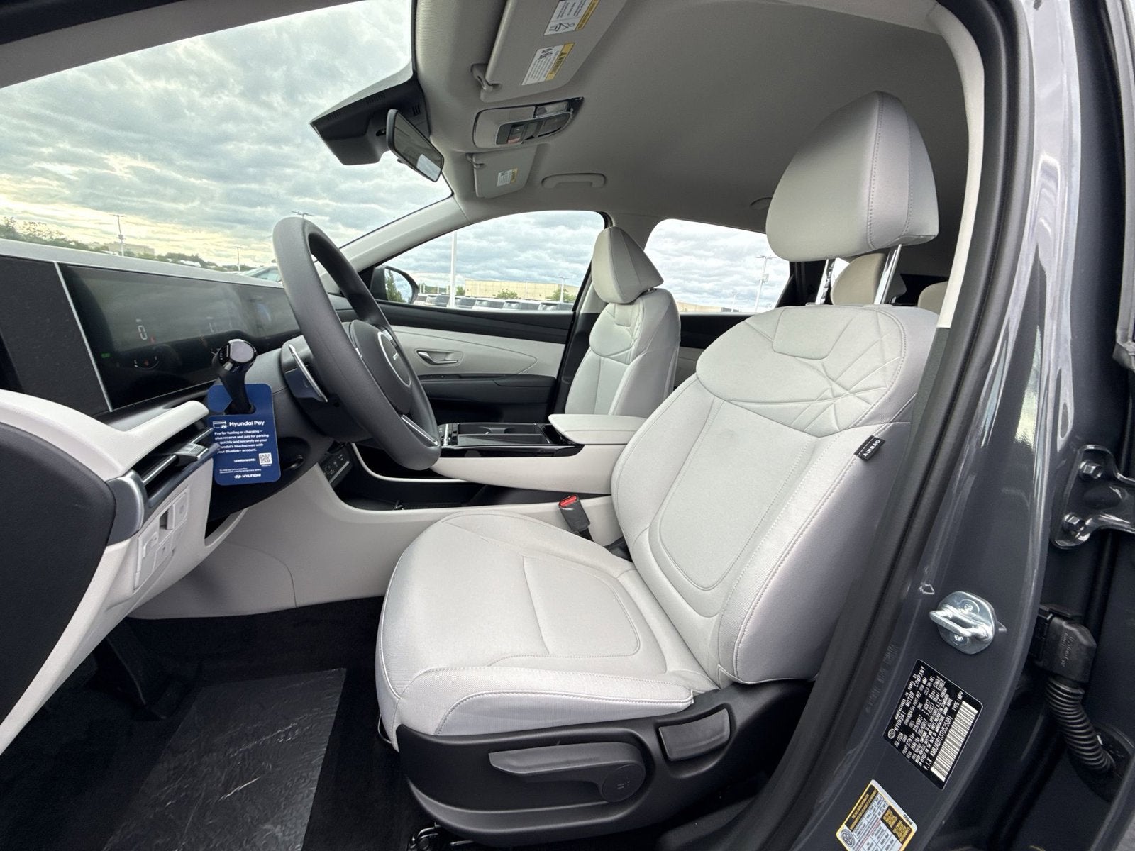 2026 Hyundai TUCSON HYBRID Blue SE
