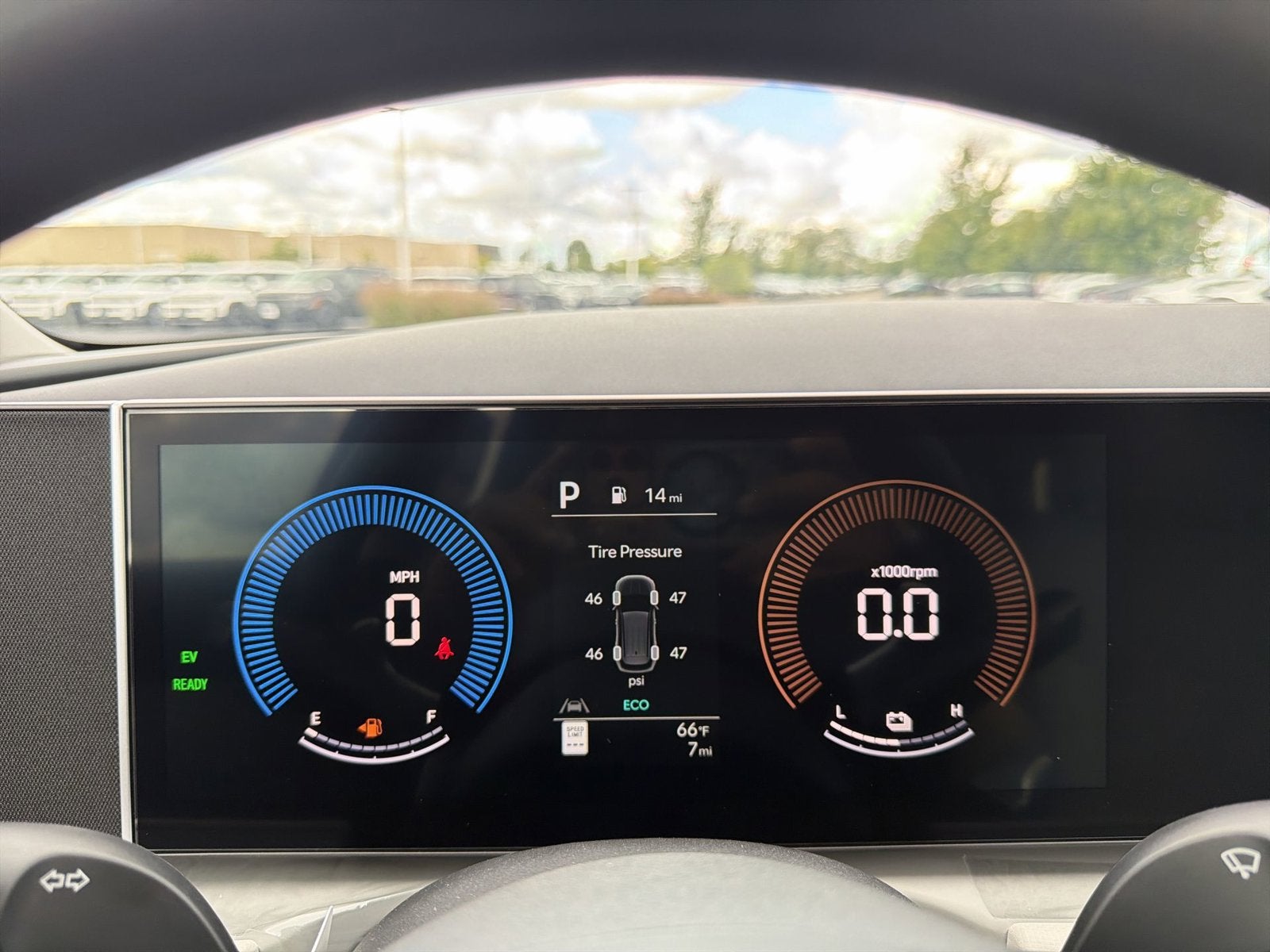 2026 Hyundai TUCSON HYBRID Blue SE