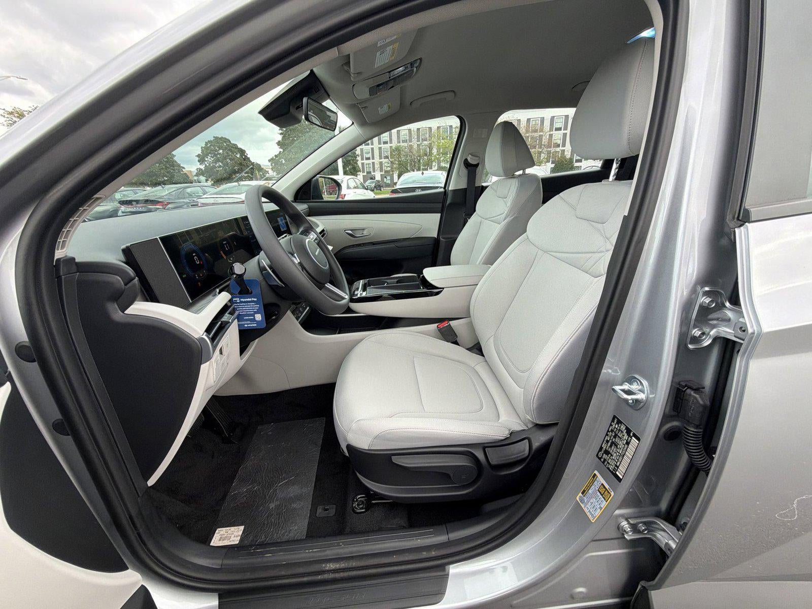 2026 Hyundai TUCSON HYBRID Blue SE