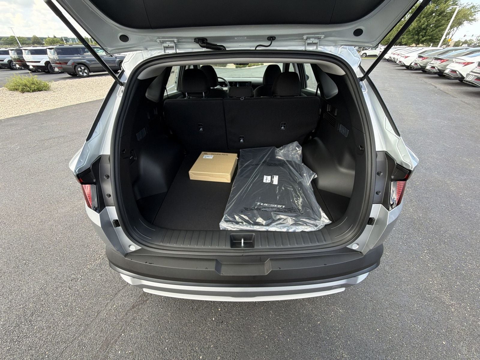 2026 Hyundai TUCSON HYBRID Blue SE