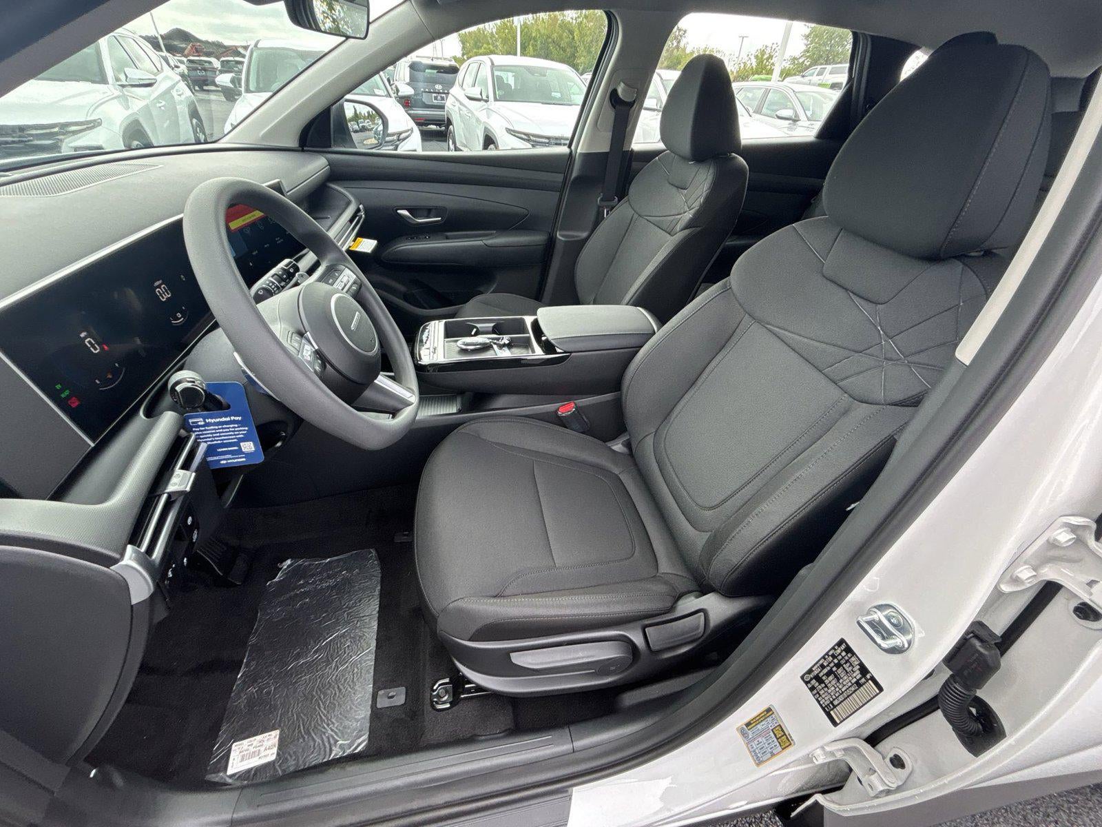 2026 Hyundai TUCSON HYBRID Blue SE