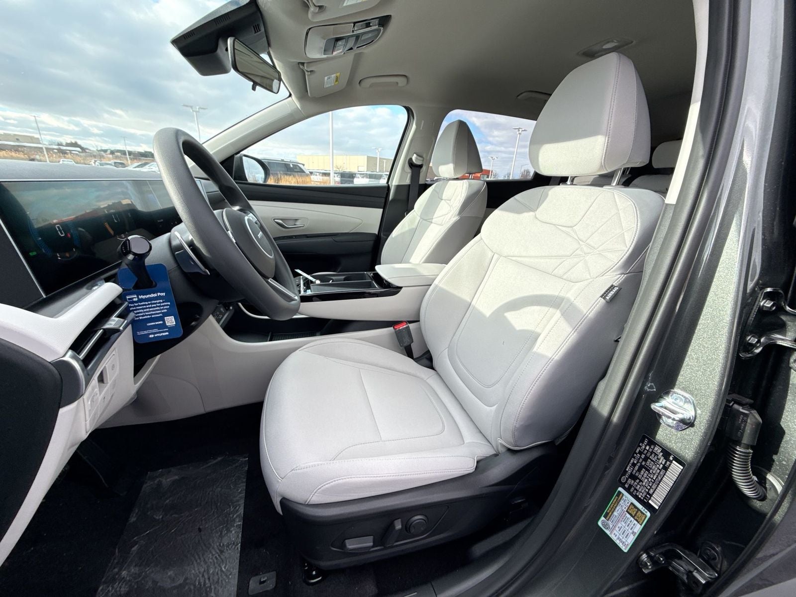 2026 Hyundai TUCSON HYBRID SEL