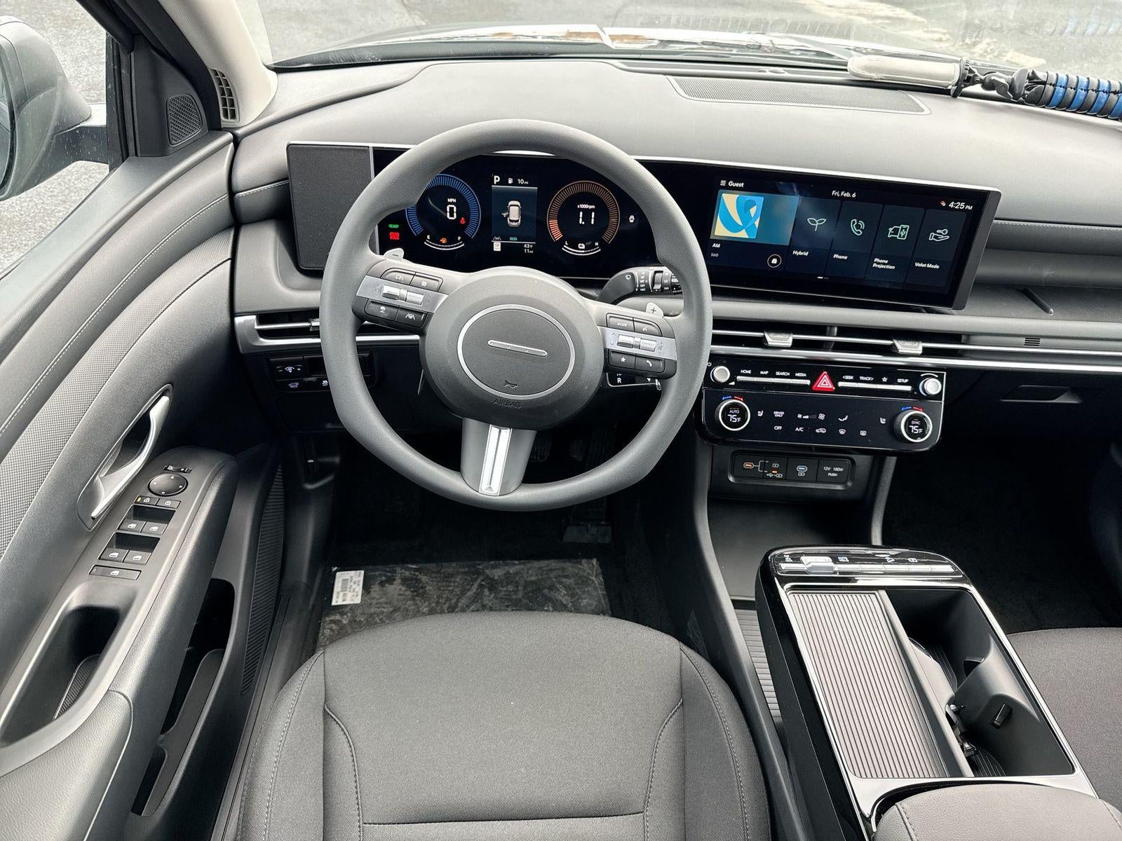 2026 Hyundai TUCSON HYBRID SEL