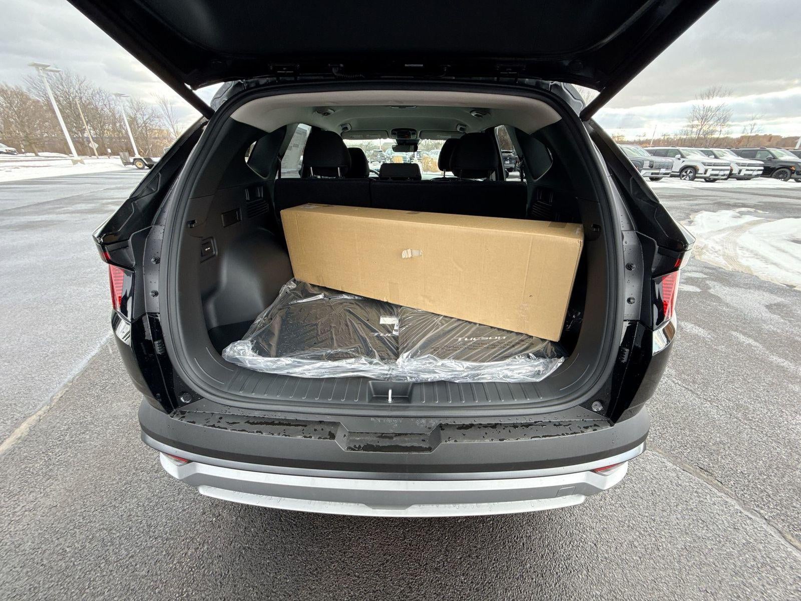 2026 Hyundai TUCSON HYBRID SEL