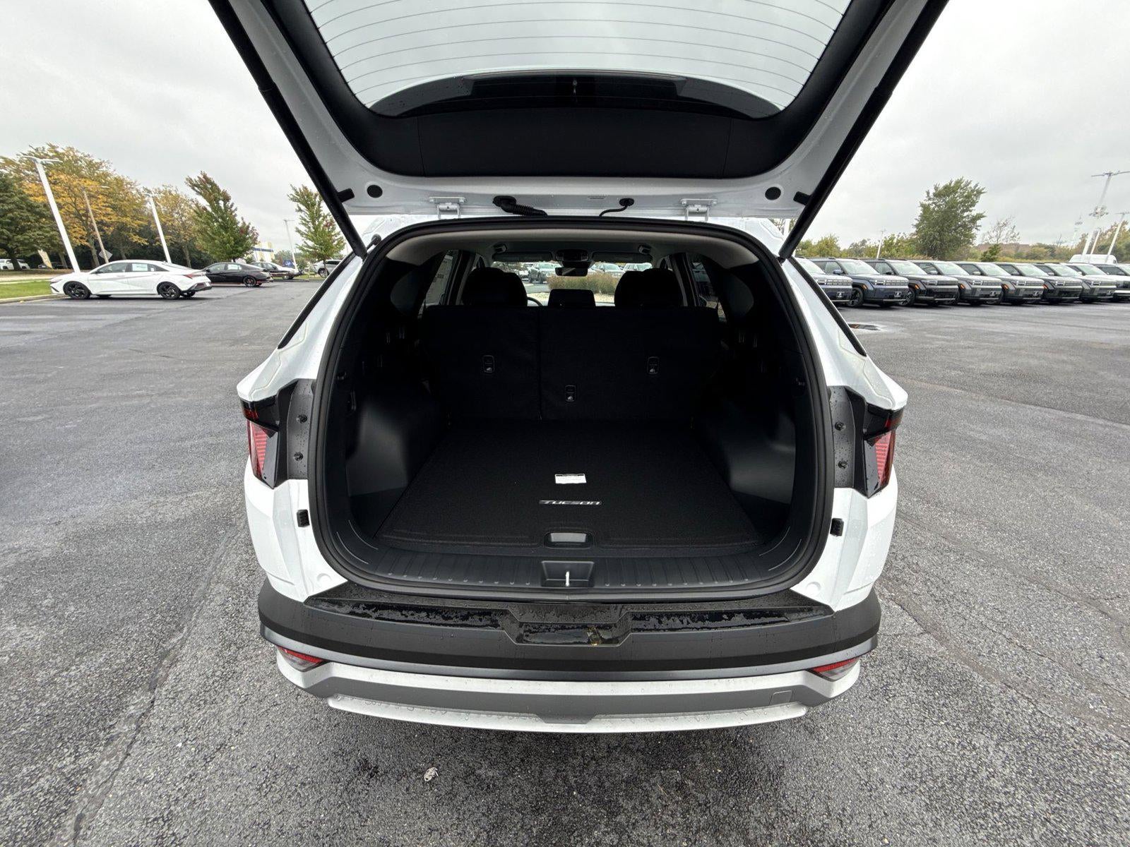 2026 Hyundai TUCSON HYBRID SEL