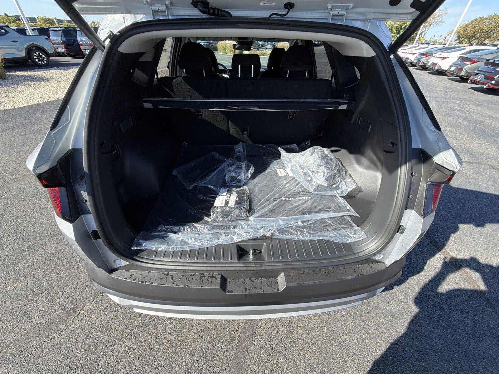 2026 Hyundai TUCSON HYBRID SEL