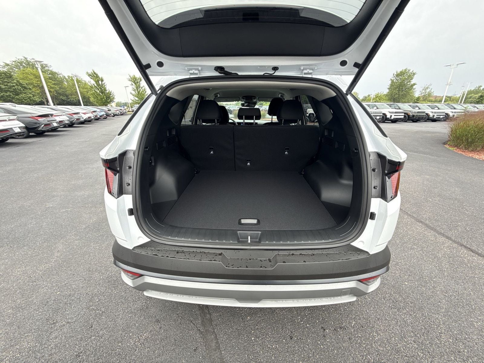 2026 Hyundai TUCSON HYBRID SEL