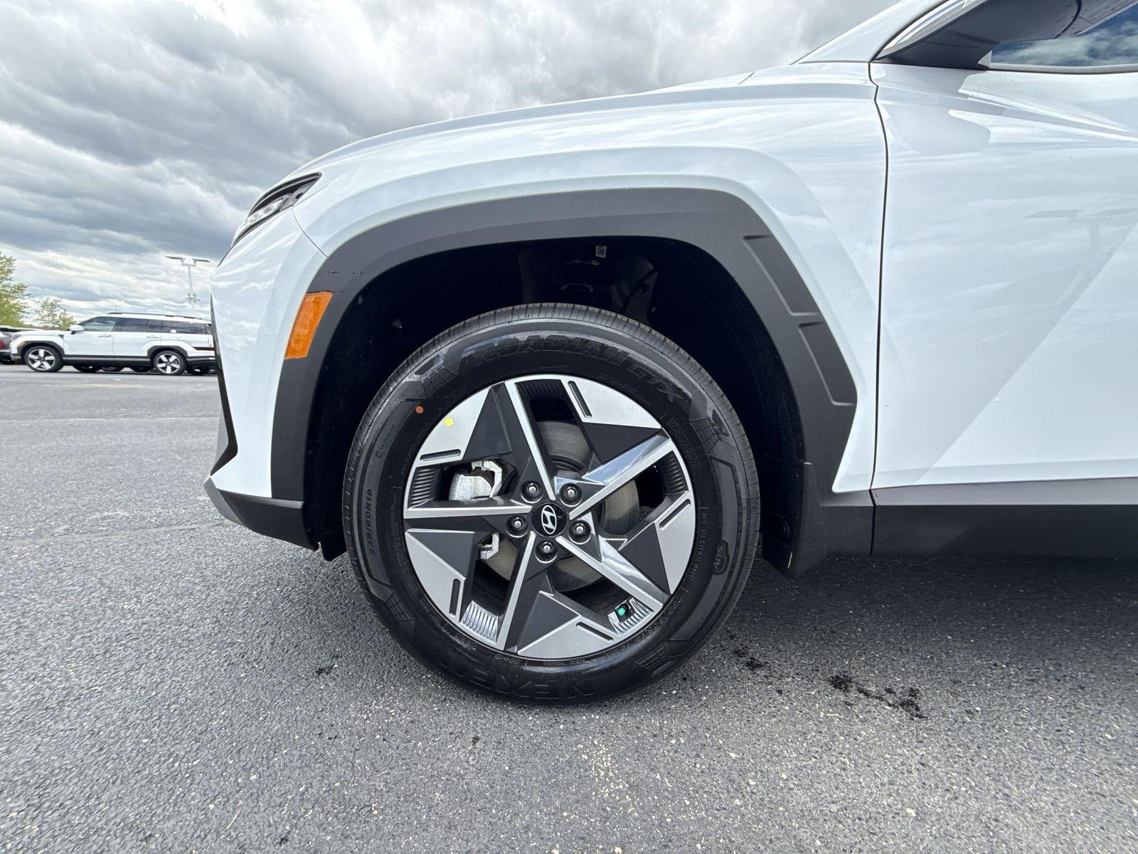 2026 Hyundai TUCSON HYBRID SEL