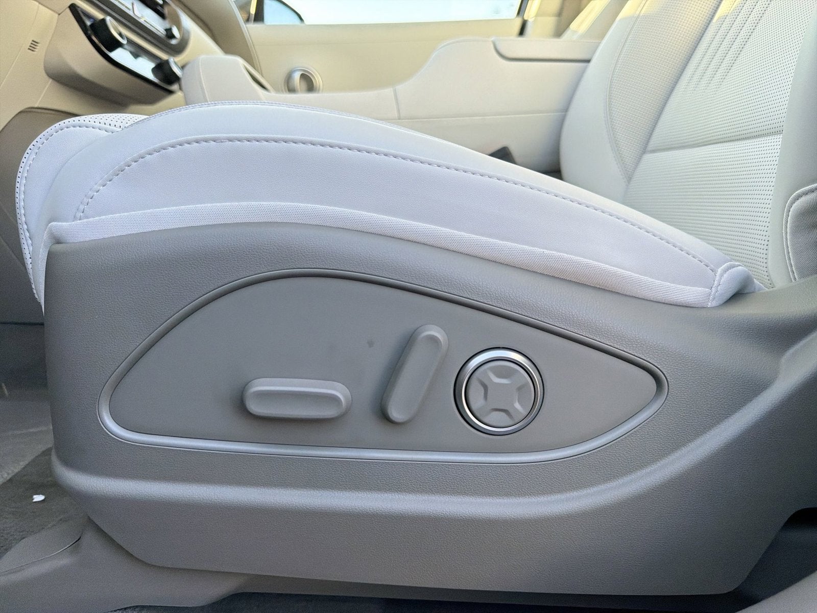 2027 Hyundai PALISADE HYBRID SEL Premium 7 Passenger