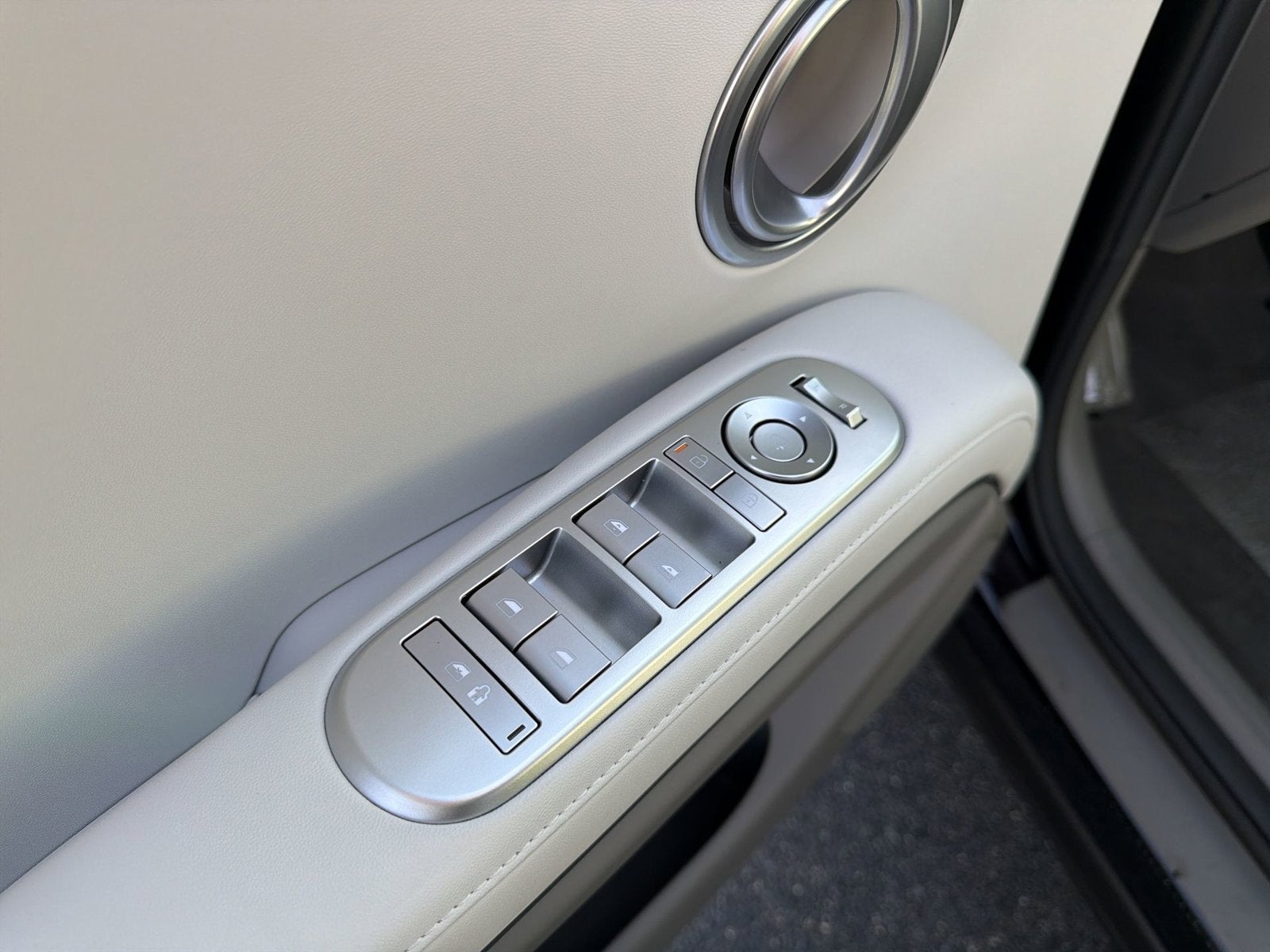 2027 Hyundai PALISADE HYBRID SEL Premium 7 Passenger