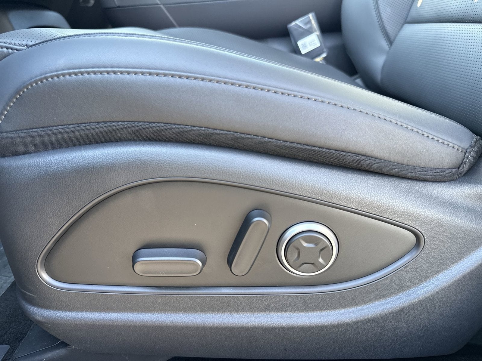 2027 Hyundai PALISADE HYBRID SEL Premium 7 Passenger