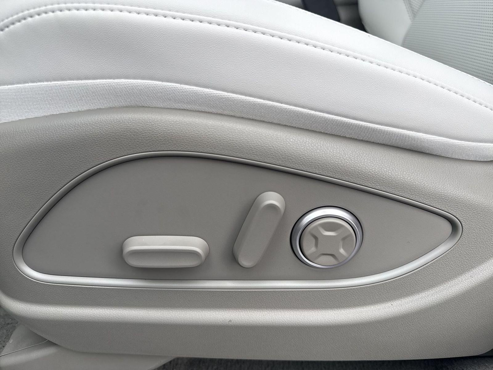 2026 Hyundai PALISADE HYBRID SEL Premium 7 Passenger