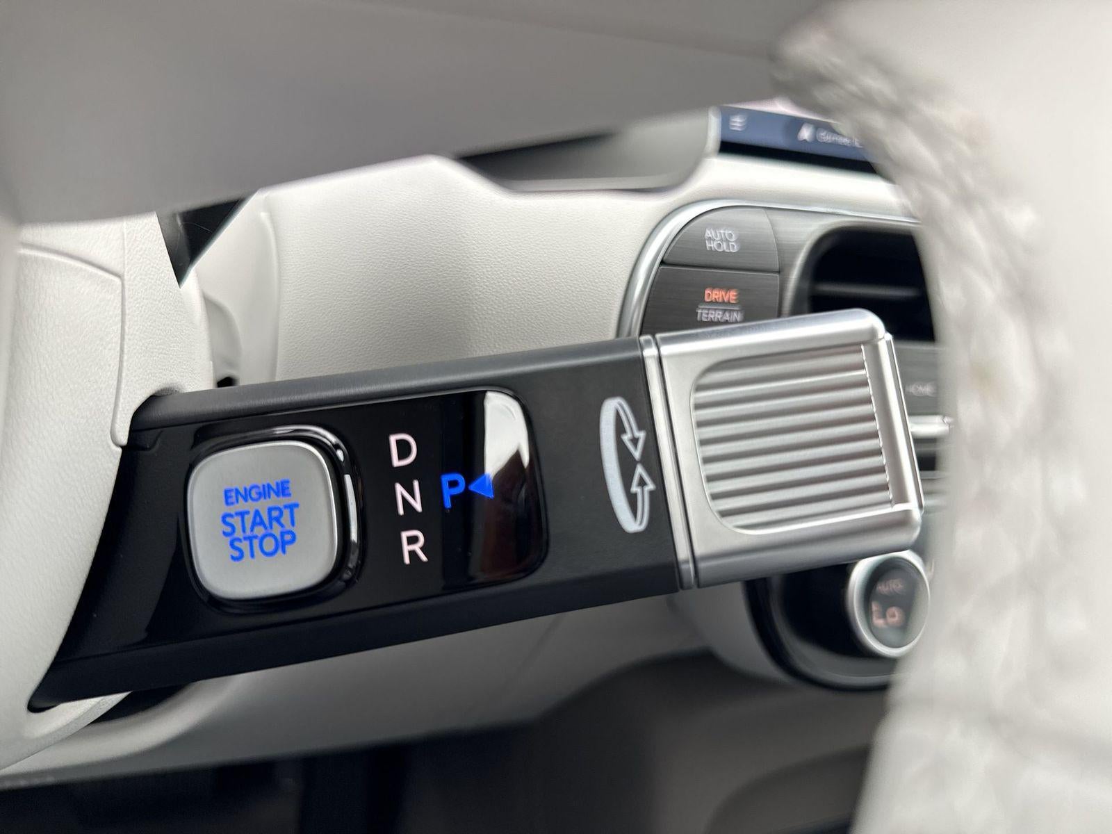 2026 Hyundai PALISADE HYBRID SEL Premium 7 Passenger