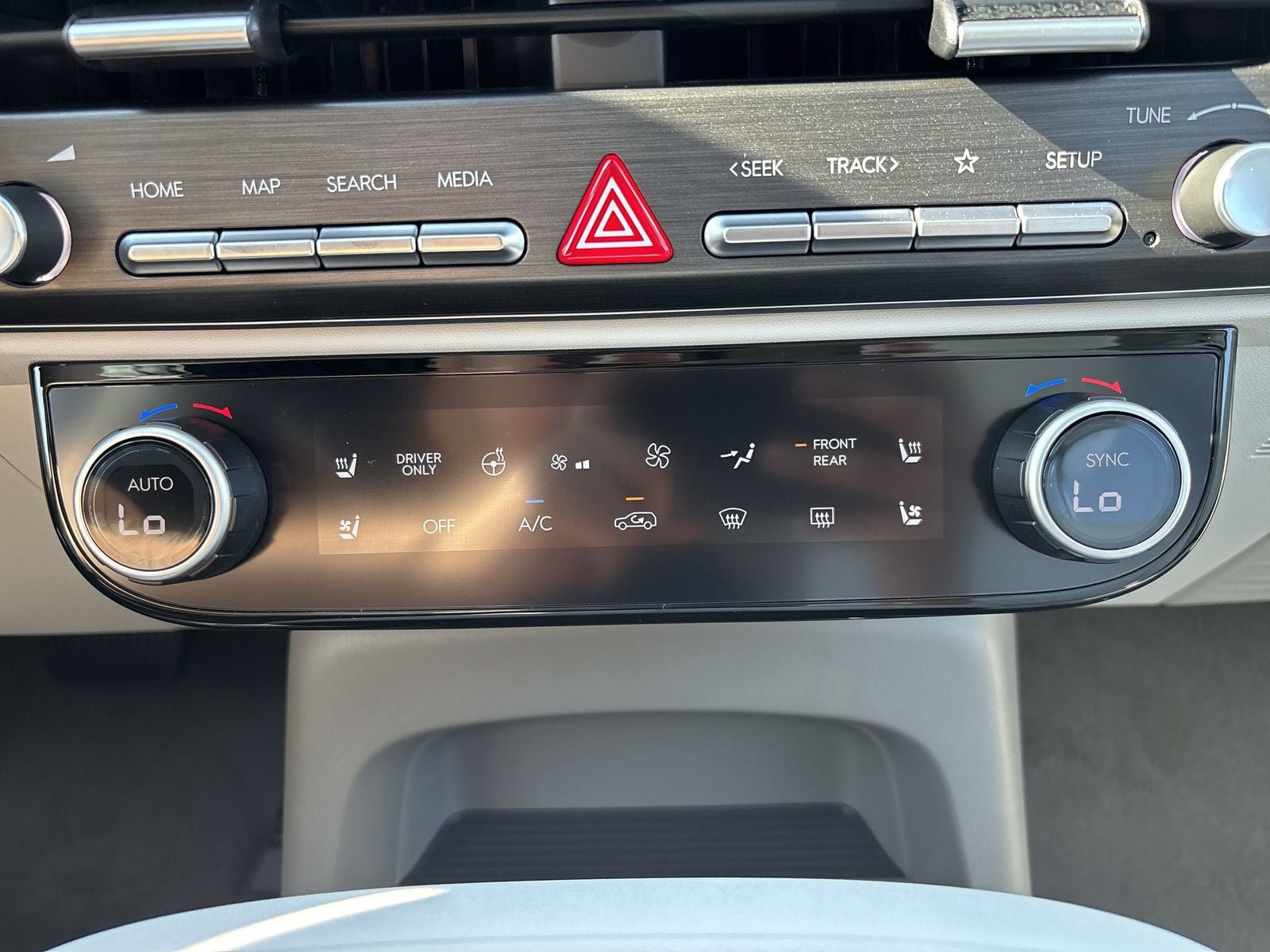 2026 Hyundai PALISADE HYBRID SEL Premium 8 Passenger