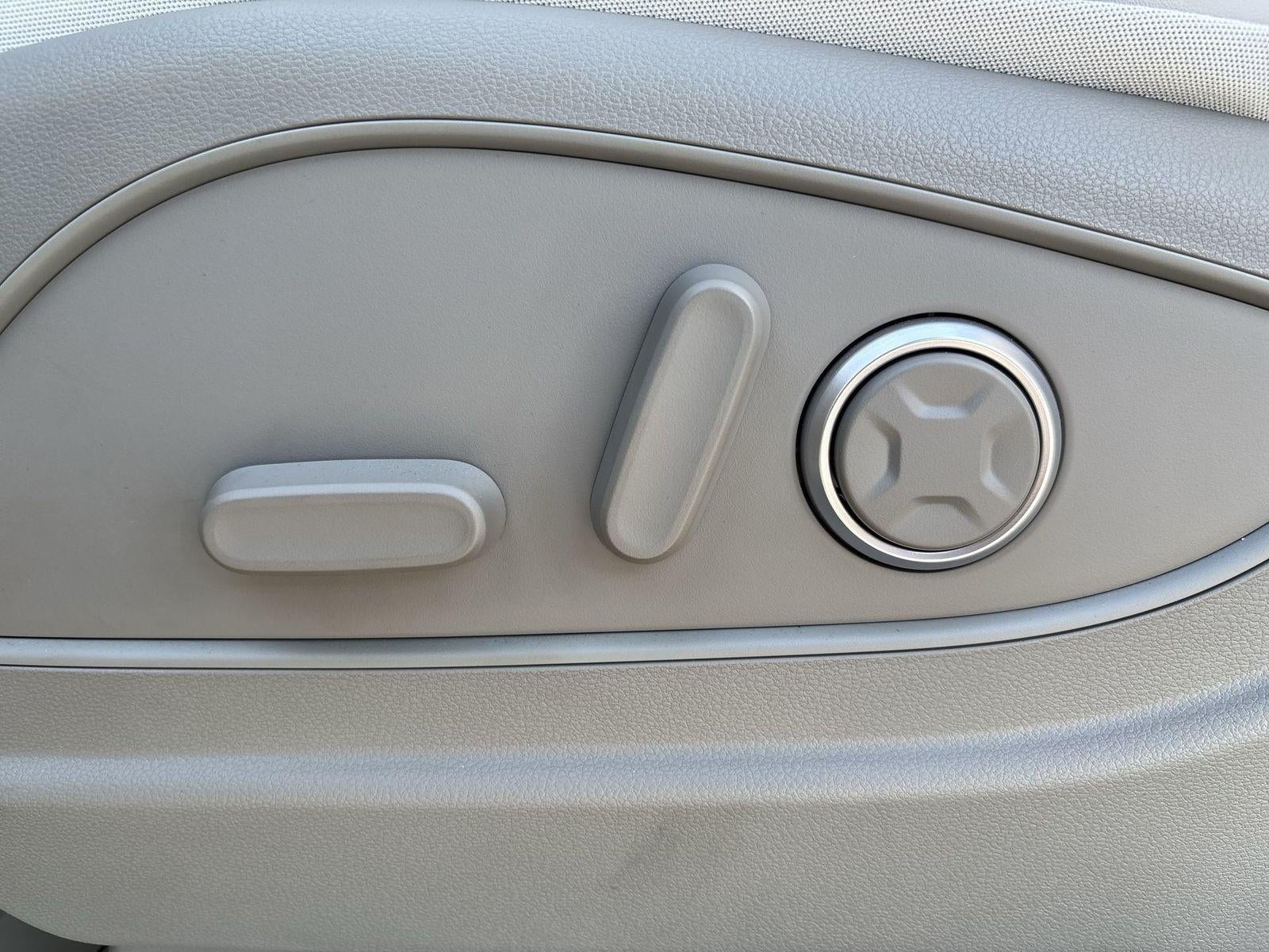 2026 Hyundai PALISADE HYBRID SEL Premium 8 Passenger
