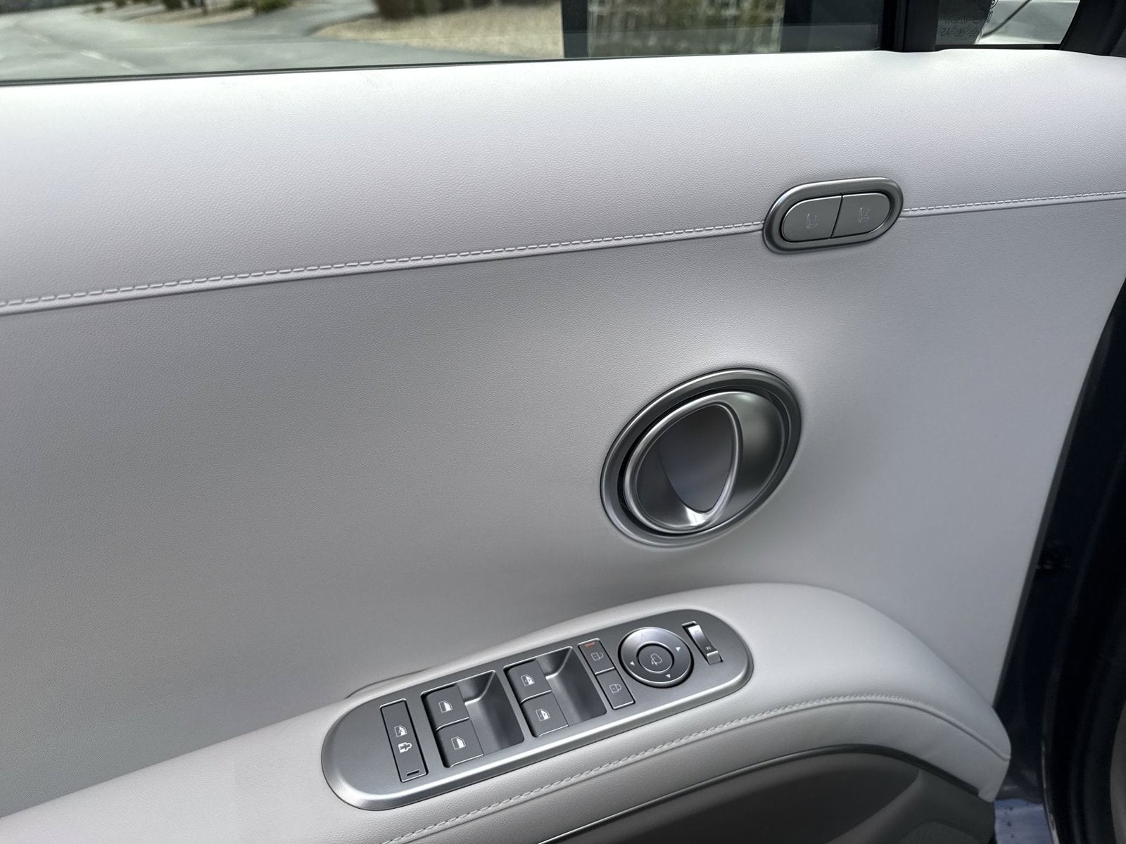 2027 Hyundai PALISADE HYBRID SEL Premium 7 Passenger