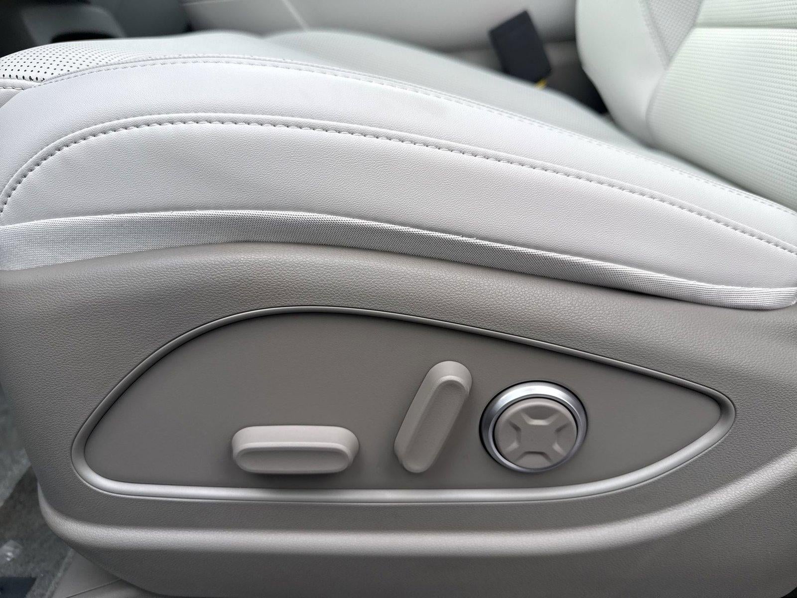 2027 Hyundai PALISADE HYBRID SEL Premium 7 Passenger