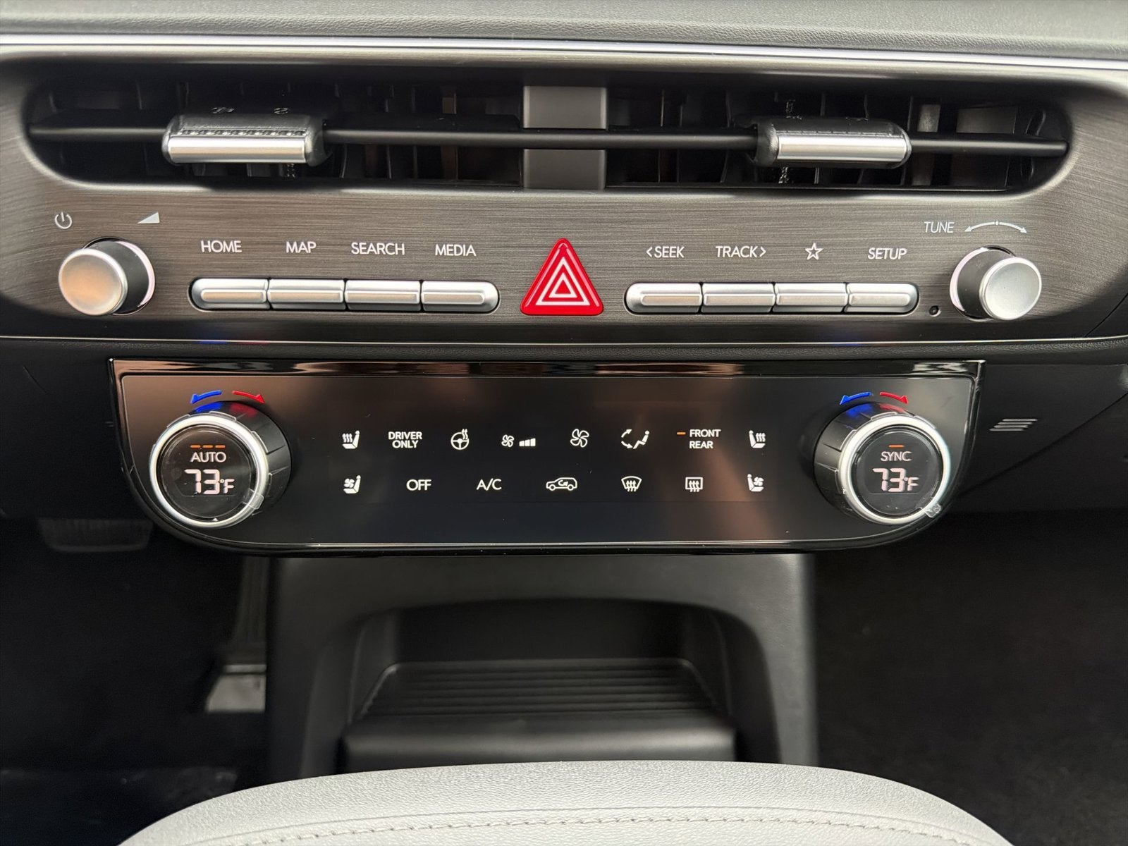 2027 Hyundai PALISADE HYBRID SEL Premium 7 Passenger