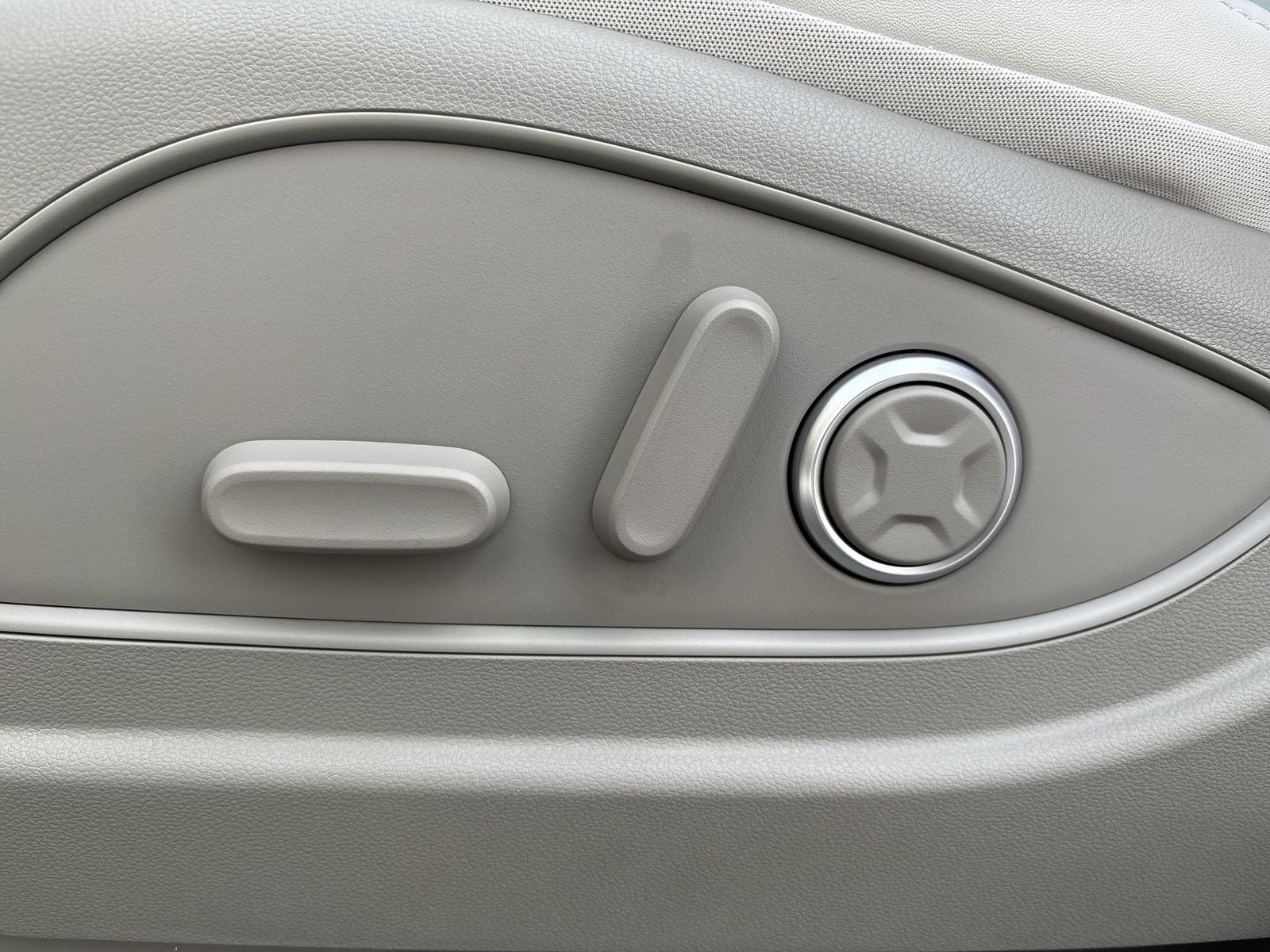 2026 Hyundai PALISADE HYBRID SEL Premium 7 Passenger