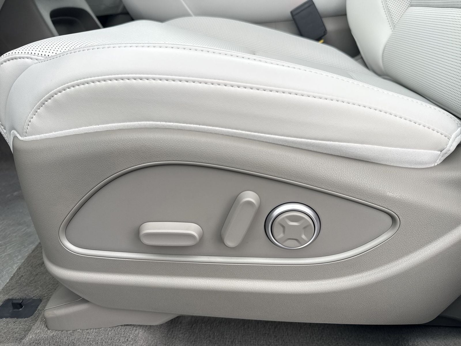 2026 Hyundai PALISADE HYBRID SEL Premium 7 Passenger