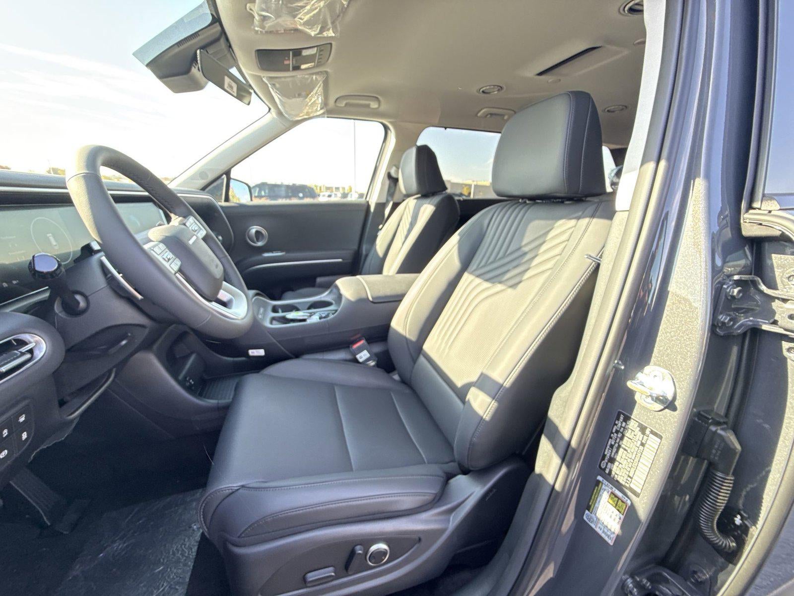 2027 Hyundai PALISADE SEL 8 Passenger