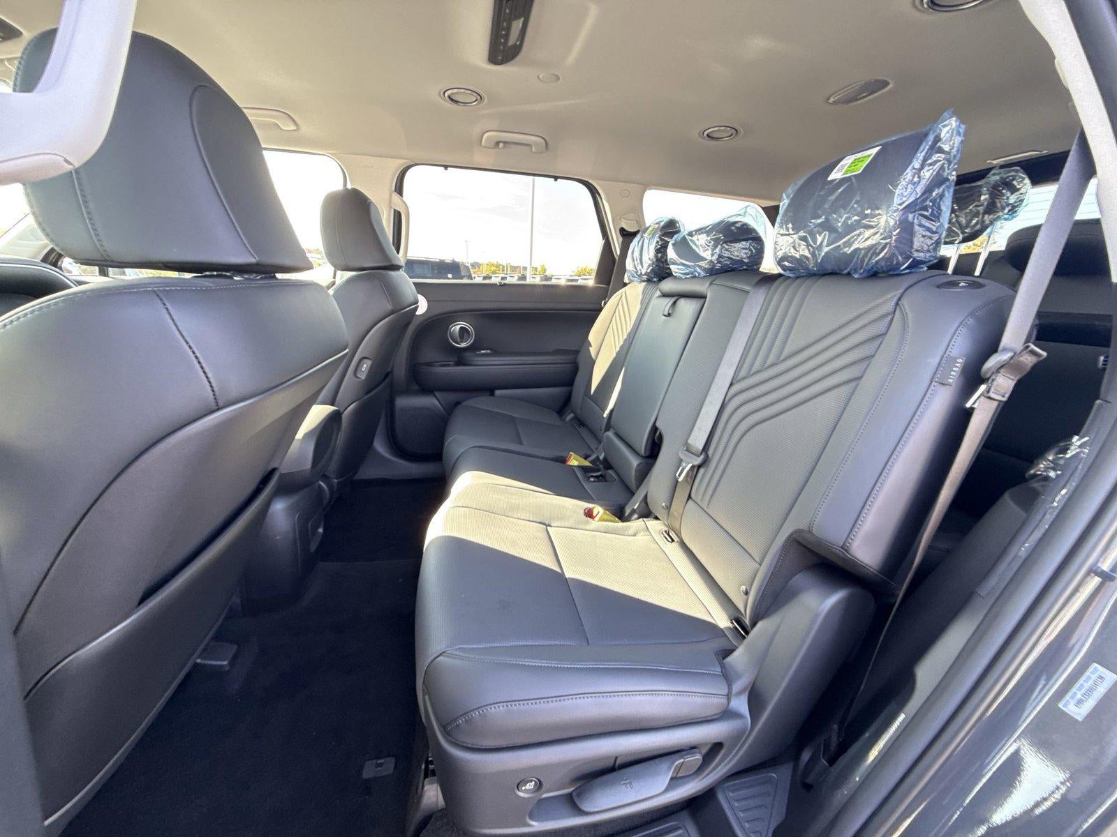 2027 Hyundai PALISADE SEL 8 Passenger